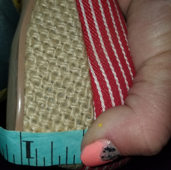 Mudd Manuela Candy Stripe Red low wedge - Picture 4 of 4